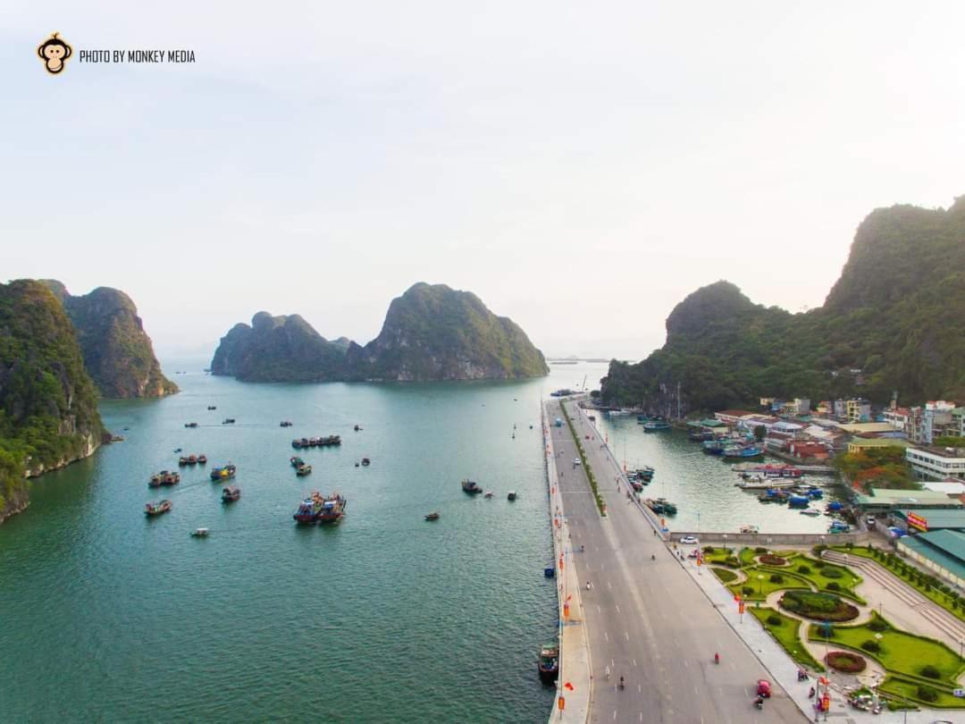 Aroma Ha Long Hotel Exterior photo